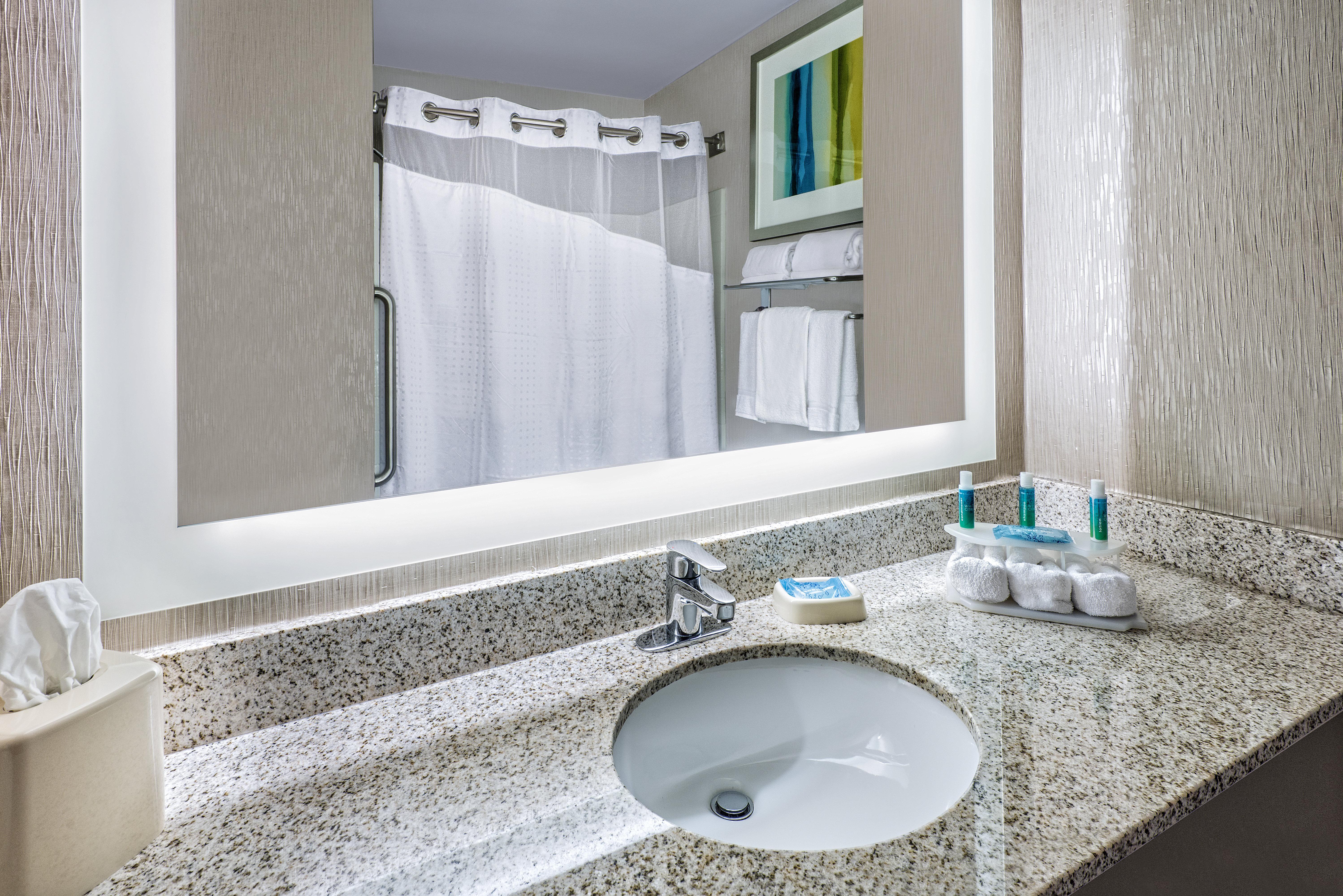Holiday Inn Express Hotel And Suites Fort Worth/I-20 Buitenkant foto