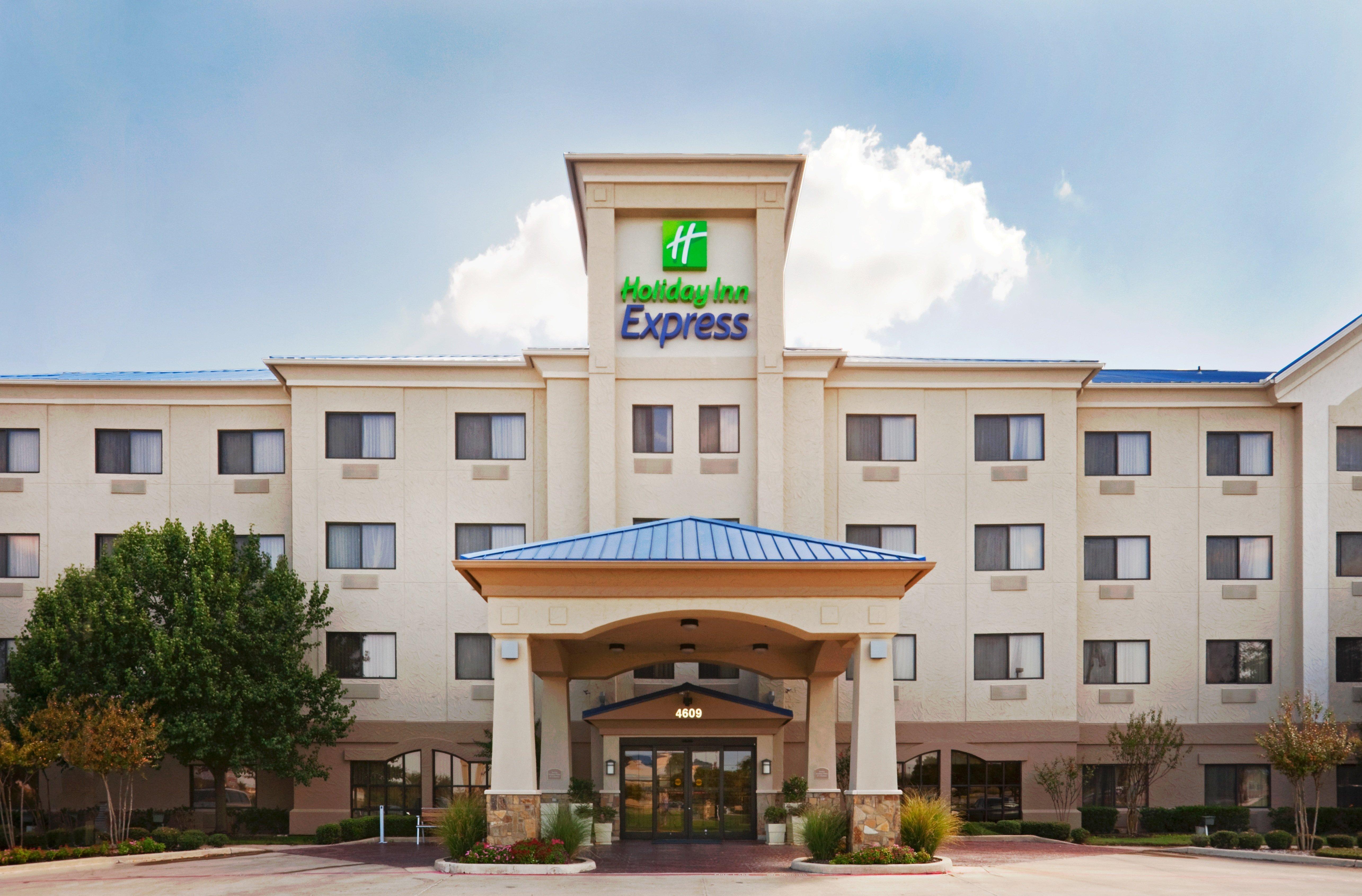 Holiday Inn Express Hotel And Suites Fort Worth/I-20 Buitenkant foto