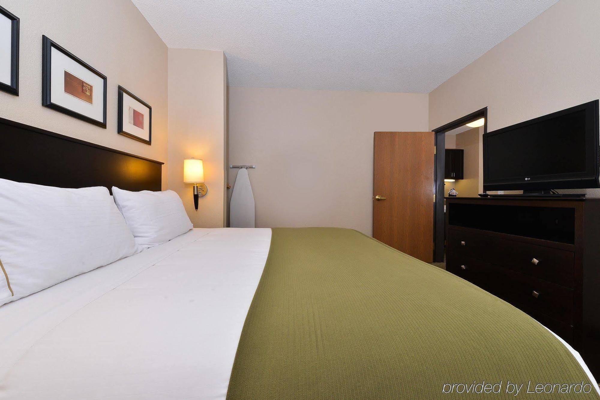 Holiday Inn Express Hotel And Suites Fort Worth/I-20 Buitenkant foto